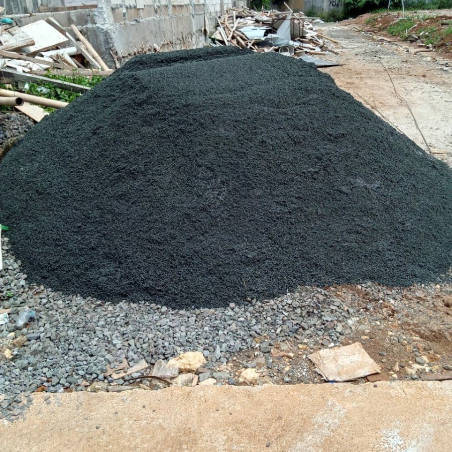  Rahasia Kecantikan Tersembunyi dari Sahara Timur: Scrub Eksfoliasi Butiran Pasir Hitam Terlarang